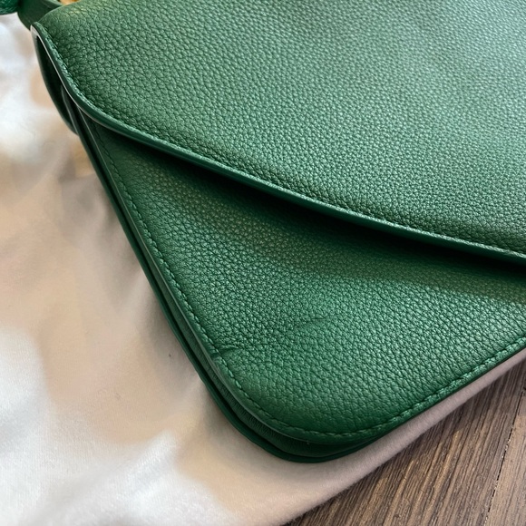 Bottega Veneta Large Mount Green Crossbody Bag - Picture 4 of 15